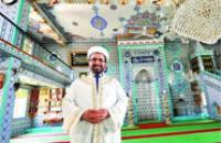 AYDIN BİR İMAM, AHMET YÜTER